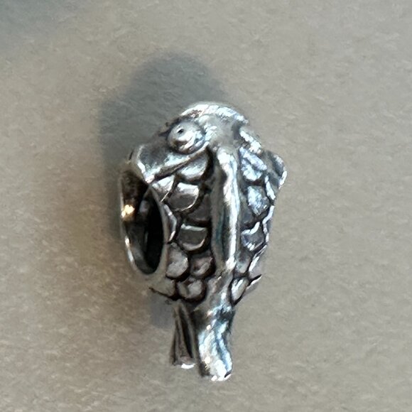 PANDORA | HAPPY FISH CHARM 925 ALE - RETIRED, PIECES - EUC - Picture 6 of 9